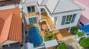 5 bedrooms modern pool villa